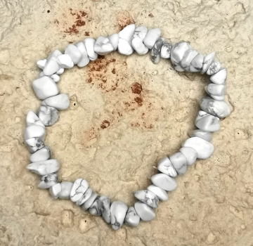 Splitterarmband Howlith